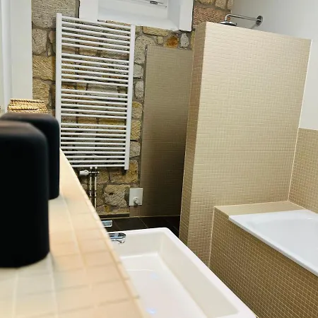 Schlosspark I 80qm I 3 Betten I Bei Dresden Apartment *