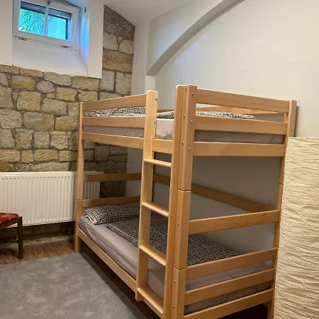 Schlosspark I 80qm I 3 Betten I Bei Dresden *