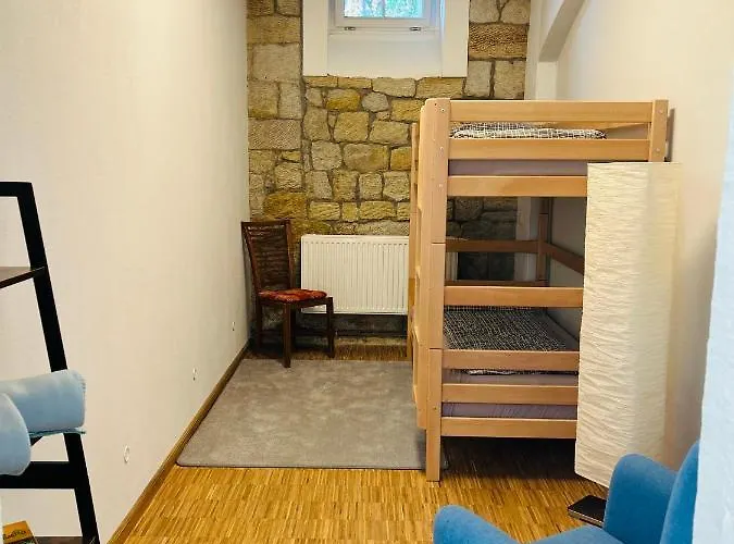 Schlosspark I 80qm I 3 Betten I Bei Dresden Apartment