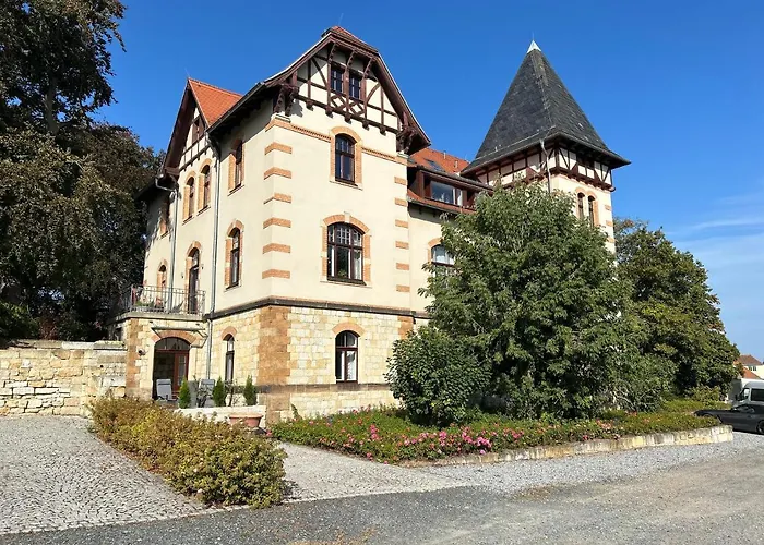 Appartement Schlosspark I 80qm I 3 Betten I Bei Dresden *