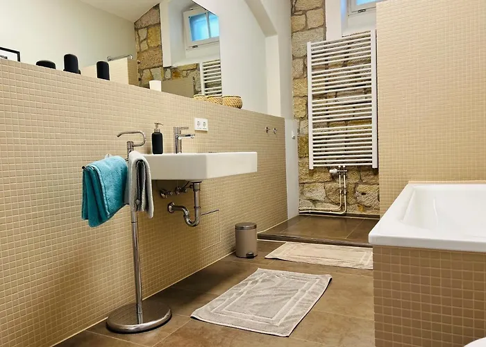 Schlosspark I 80qm I 3 Betten I Bei Dresden Apartment